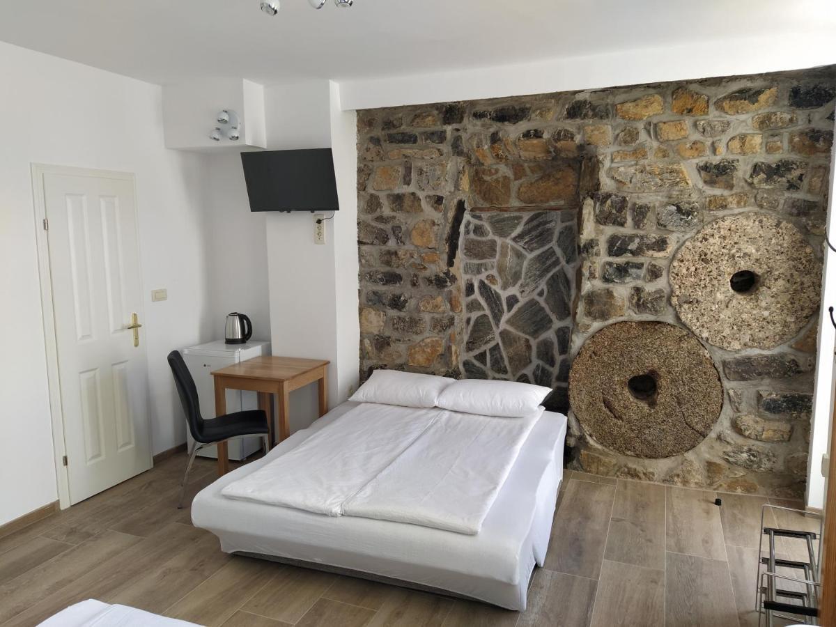 Apartmaji Maln Apartment *